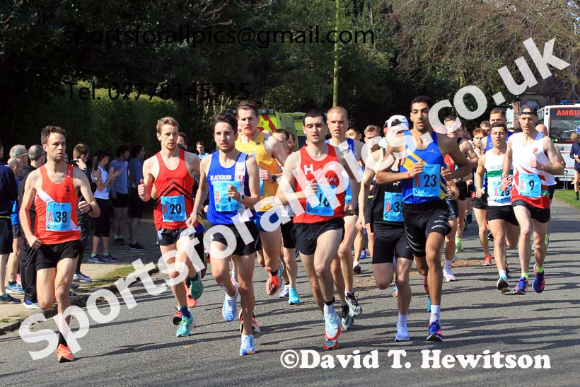 Senior Mens Northern 12 Stage Road Relay, 2022 Northern 12 and 6 Stage Road Relays,  Birkenhead Park, Birkenhead, Wirral.  Photo: David T. Hewitson/Sports for All Pics